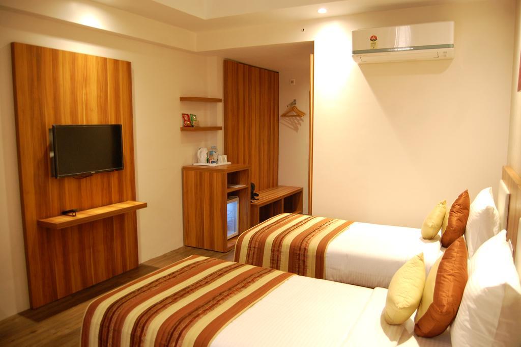 Hotel Le Roi Raipur At Raipur Railway Station Rāipur Quarto foto